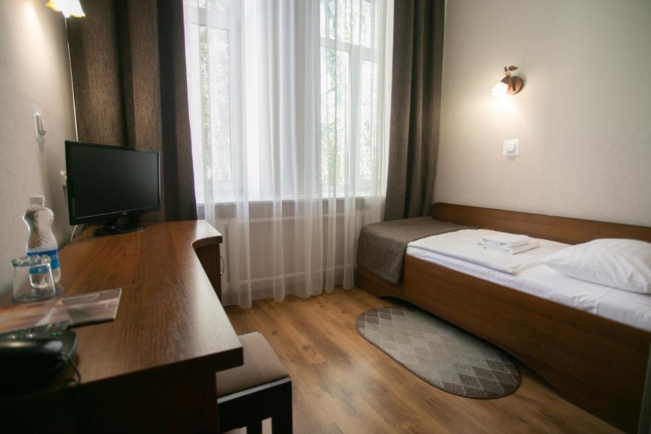 Molodezhnaya Hotel Брест Екстер'єр фото