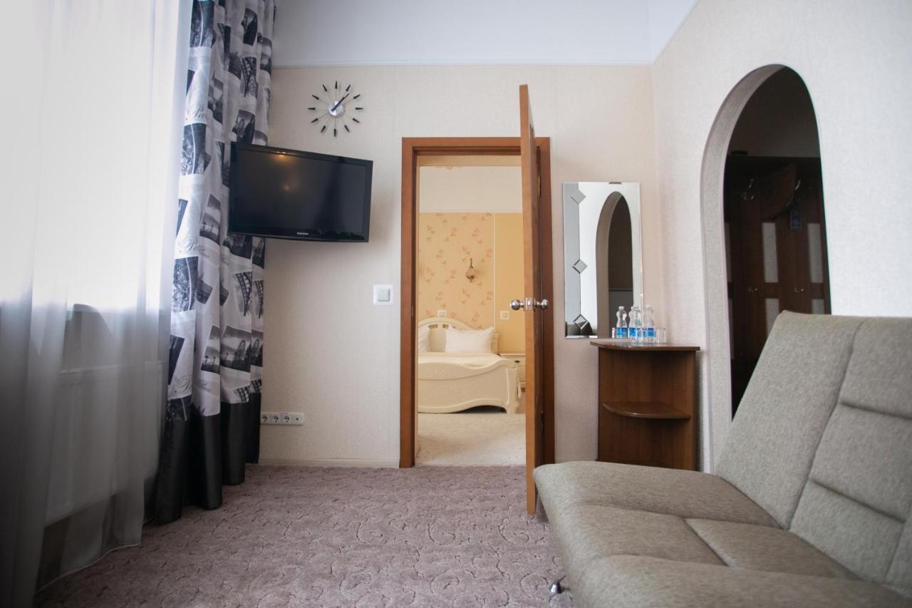 Molodezhnaya Hotel Брест Екстер'єр фото