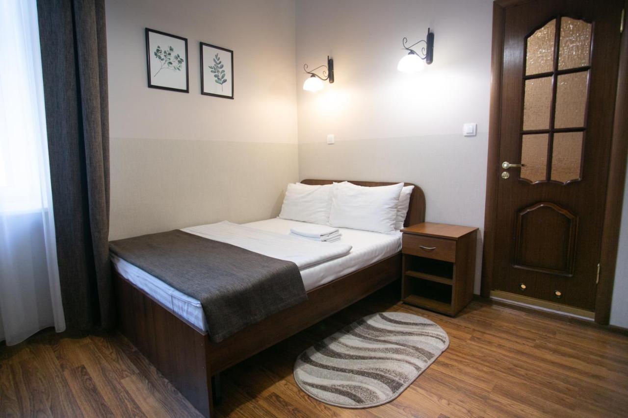 Molodezhnaya Hotel Брест Екстер'єр фото