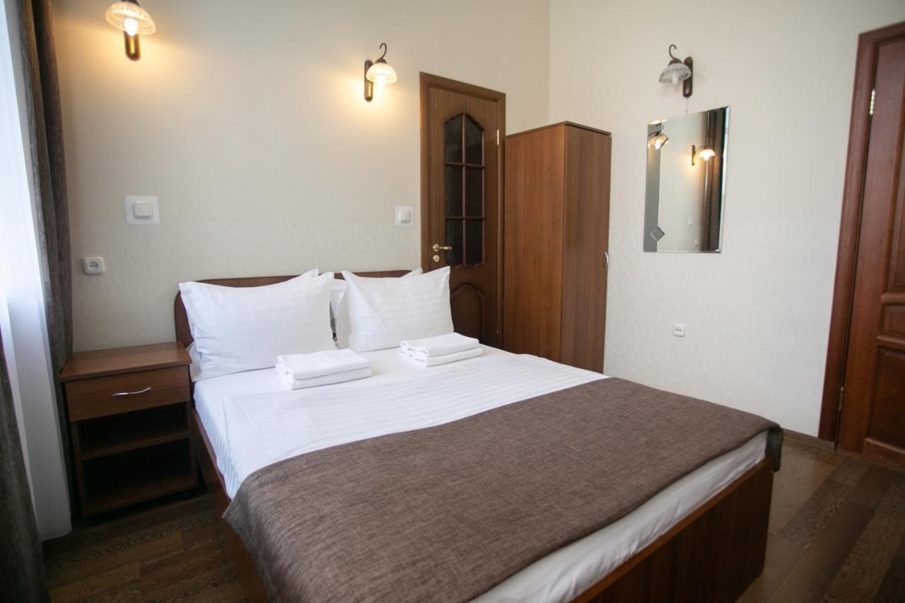 Molodezhnaya Hotel Брест Екстер'єр фото