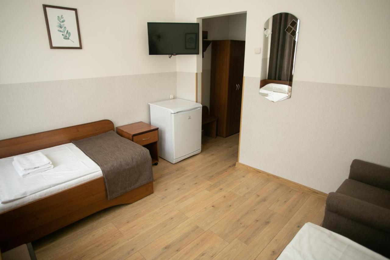Molodezhnaya Hotel Брест Екстер'єр фото
