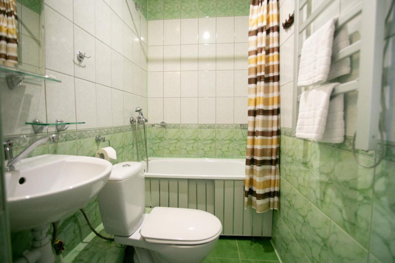 Molodezhnaya Hotel Брест Екстер'єр фото