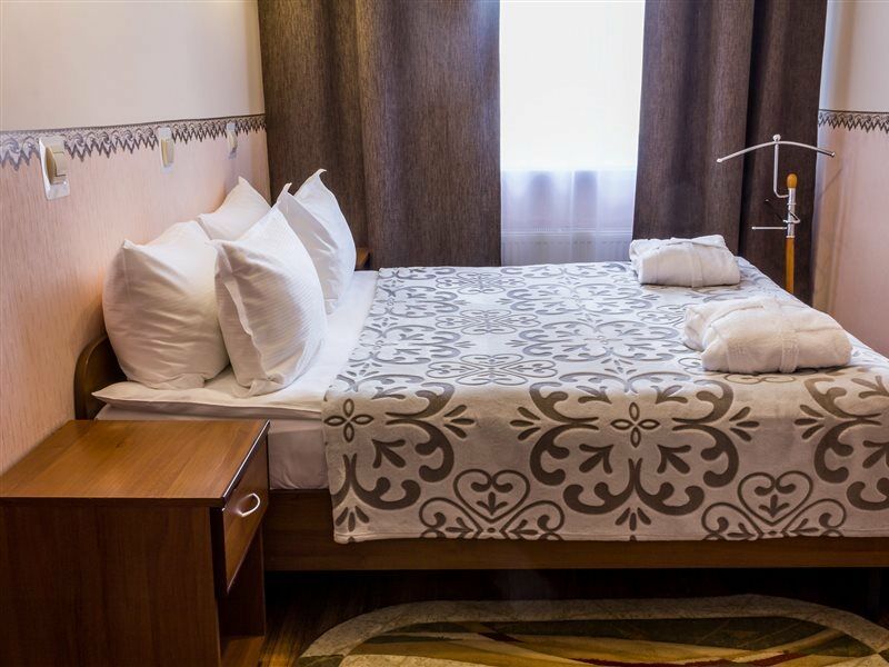 Molodezhnaya Hotel Брест Екстер'єр фото